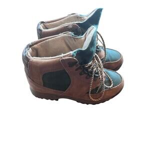 Danner Hiking Boots Sz 6.5